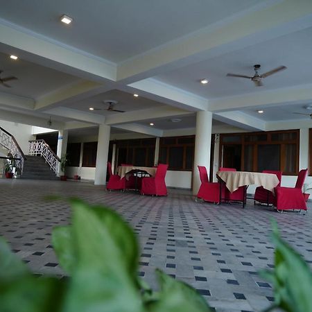 Hotel Gaurab Dehradun Exterior foto